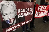 ترامب اقترح العفو عن اسانج اذا برأ روسيا من تهمة تسريب بريد الكتروني للحزب الديمقراطي