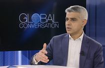 صادق خان عمدة لندن وعضو في حزب العمال