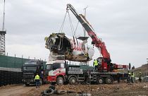 Sabiha Gökçen'de pistten çıkan uçağın enkaz kaldırma çalışmaları