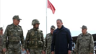 خلوصي آكار،  وزير الدفاع التركي