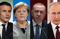 Sırayla: Fransa Cumhurbaşkanı Emmanuel Macron, Almanya Başbakanı Angela Merkel, Cumhurbaşkanı Recep Tayyip Erdoğan ve Rusya Devlet Başkanı Vladimir Putin