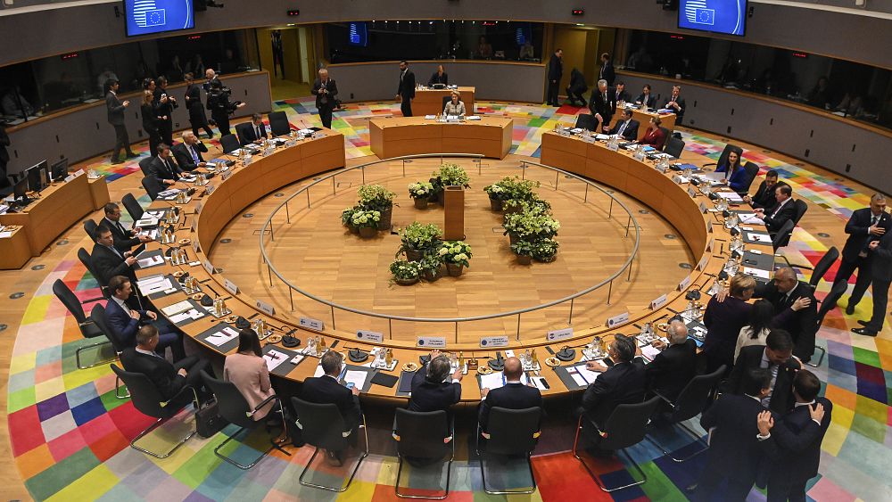 Les 27 parlent argent à Bruxelles, reportage dans les coulisses du sommet