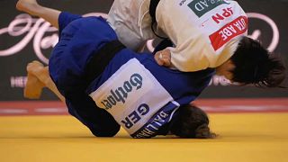 Irmãos Abe brilham na jornada inaugural do Grand Slam de Judo de Düsseldorf
