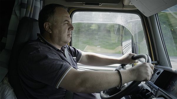 Viaje al corazón de la guerra secreta de los camioneros en Europa Viaje al corazón de la guerra secreta de los camioneros en Europa