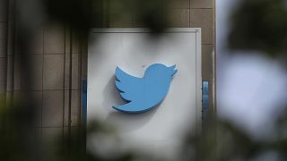 Twitter'dan siyasetçilerin yanıltıcı paylaşımlarına karşı renkli uyarı özelliği