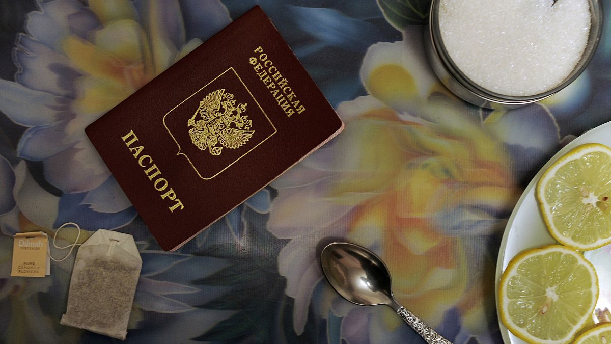 جواز سفر روسي-أرشيف