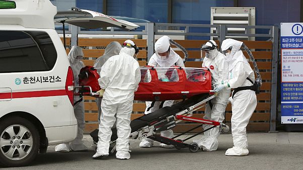 Coreia do Sul regista subida dramática de casos de infeção Coreia do Sul regista subida dramática de casos de infeção