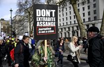 Julian Assange começa a ser julgado