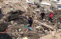 Un mortífero terremoto golpea Turquía e Irán