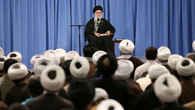 İran Düşük katılımdan koronavirüs propagandasını sorumlu
