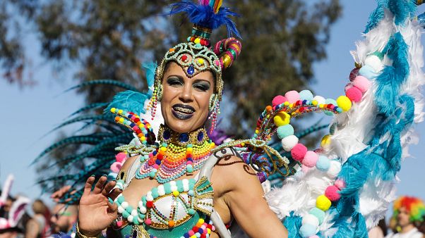 Foliões desfilam durante o Grande Corso Carnavalesco de Ovar, 23 de fevereiro de 2020. PAULO NOVAIS/LUSA Foliões desfilam durante o Grande Corso Carnavalesco de Ovar, 23 de fevereiro de 2020. PAULO NOVAIS/LUSA