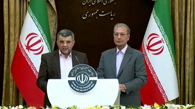 Iraj Harirchi, portavoz del ministro iraní de Salud, anuncia el balance oficial de víctimas del COVID-19