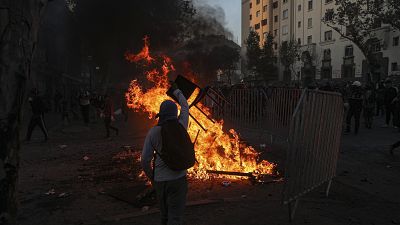 Şili'de bir protestocu