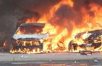 Autókat gyújtottak fel Chilében a zenei fesztivál alatt