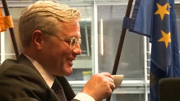 Norbert Röttgen kávézik Norbert Röttgen kávézik