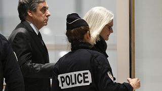  المتاعب القضائية تلاحق رئيس الوزراء الفرنسي السابق فرانسوا فيون مجددا