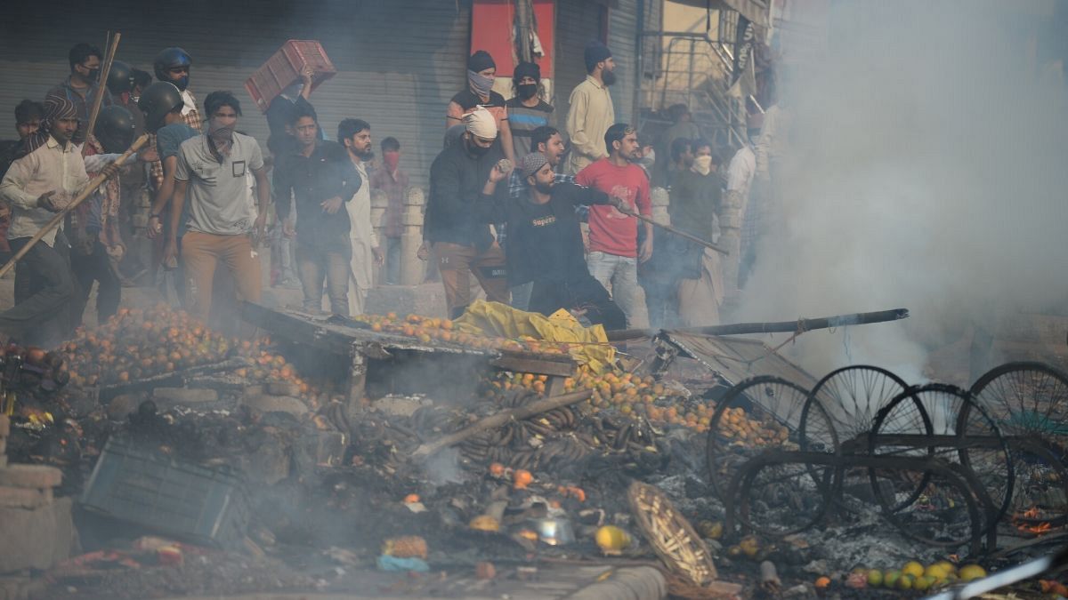 شورش و درگیری‌های فرقه‌ای در دهلی همزمان با سفر ترامپ به هند؛ ۱۳ نفر کشته شدند  