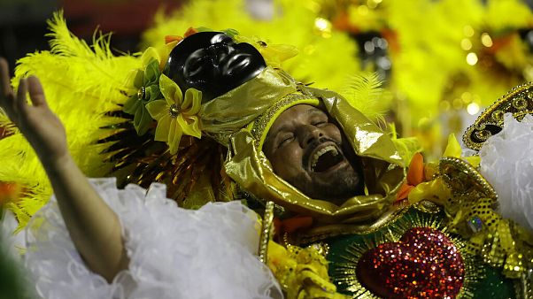 Política domina Carnaval do Rio de Janeiro Política domina Carnaval do Rio de Janeiro