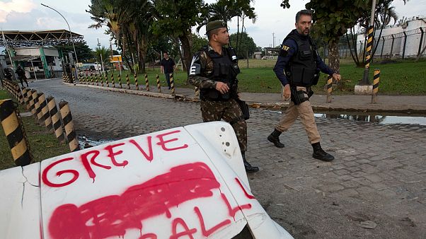 Brezilya'nın Ceara eyaletinde polis greve gitti, 5 günde yaklaşık 150 cinayet işlendi Brezilya'nın Ceara eyaletinde polis greve gitti, 5 günde yaklaşık 150 cinayet işlendi