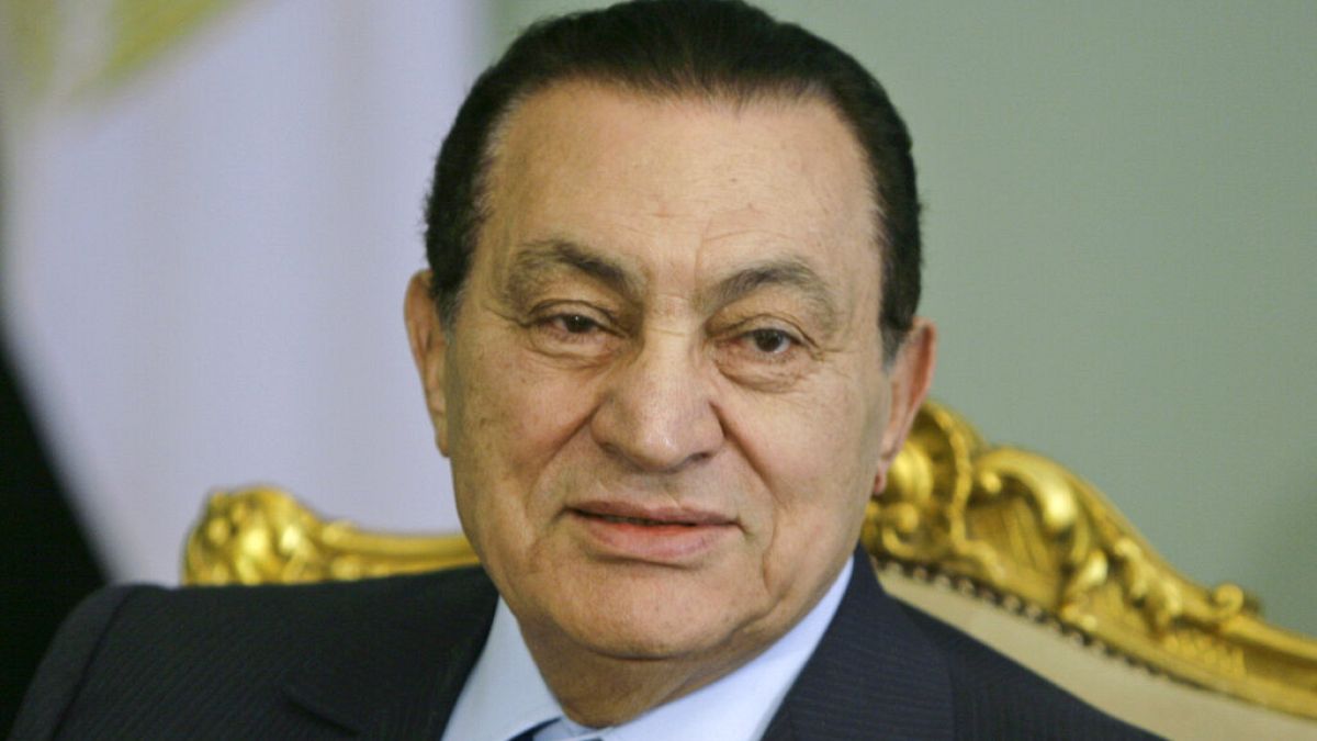 Egyptian President Hosni Mubarak looks on during a meeting at the Presidential palace in Cairo, Egypt