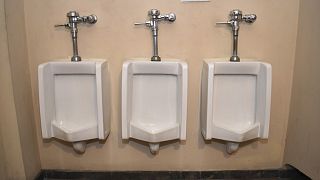 Fransa'da her dört kişiden biri tuvaletten sonra ellerini yıkamıyor