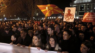 A lemondott kormányfő ellen tüntettek Szkopjében