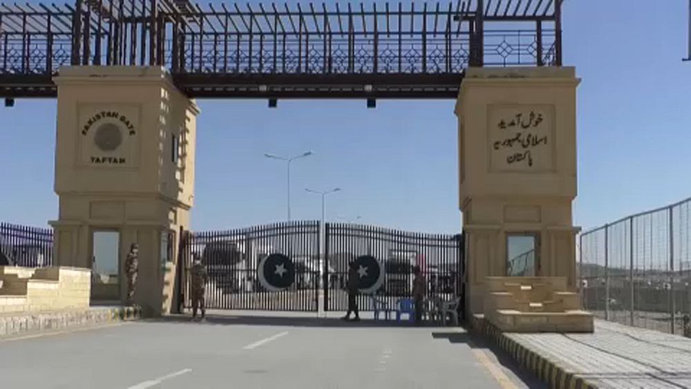 Covid-19 : la frontière entre l'Iran et le Pakistan fermée