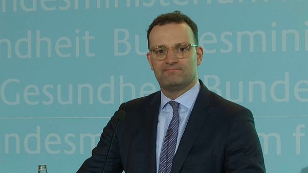 Spahn rechnet mit Coronaepidemie in Deutschland Spahn rechnet mit Coronaepidemie in Deutschland