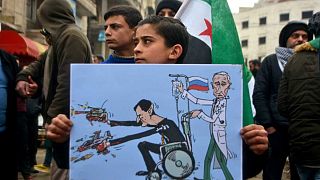 Fotoğraflarla 'modern' bir insanlık dramı: İdlib'den kaçış