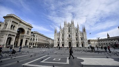 Surto de coronavírus afeta turismo em Itália