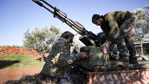İdlib'de muhalifler 3 hafta önce çekildikleri Serakib ilçesini geri aldı İdlib'de muhalifler 3 hafta önce çekildikleri Serakib ilçesini geri aldı