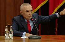 Στα άκρα η κόντρα προέδρου-πρωθυπουργού στην Αλβανία