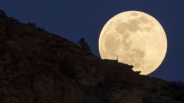 'Mini-moon' may have been orbiting Earth for the last three years 'Mini-moon' may have been orbiting Earth for the last three years