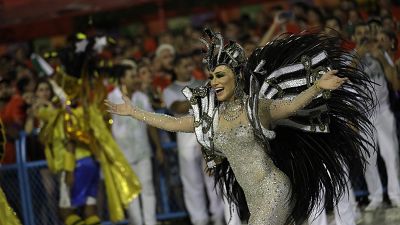 شاهد: استمرار احتفالات كرنفال البرازيل رغم الإعلان عن إصابة شخص بكورونا