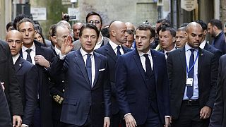 Coronavirus, Macron: "frontiera con Italia resta aperta". Ma altrove è blocco