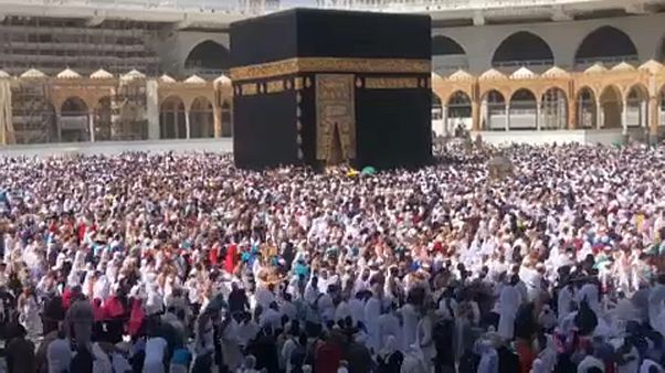 Arabia Saudí prohíbe la entrada de peregrinos extranjeros a La Meca y Medina Arabia Saudí prohíbe la entrada de peregrinos extranjeros a La Meca y Medina