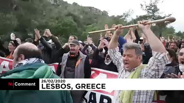 Nem tágítanak az új leszboszi menekülttábor ellen tiltakozók Nem tágítanak az új leszboszi menekülttábor ellen tiltakozók