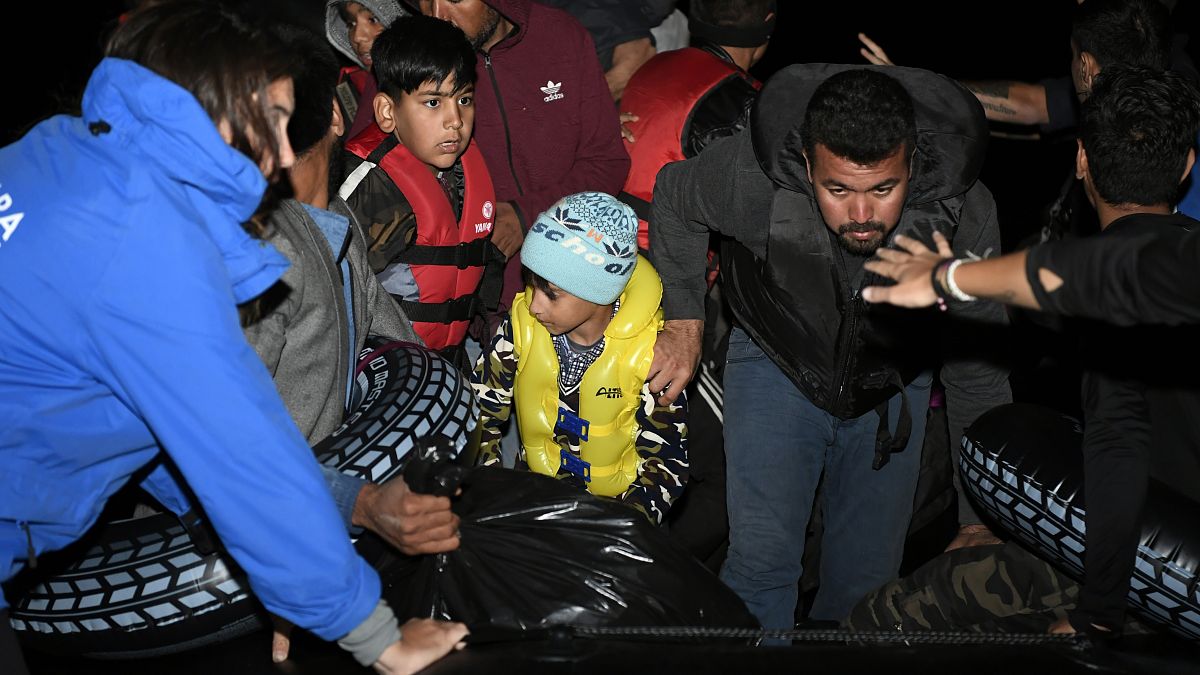 ترکیه بر سر جنگ‌ سوریه دروازه‌های ورود به اروپا را به روی مهاجران می‌گشاید