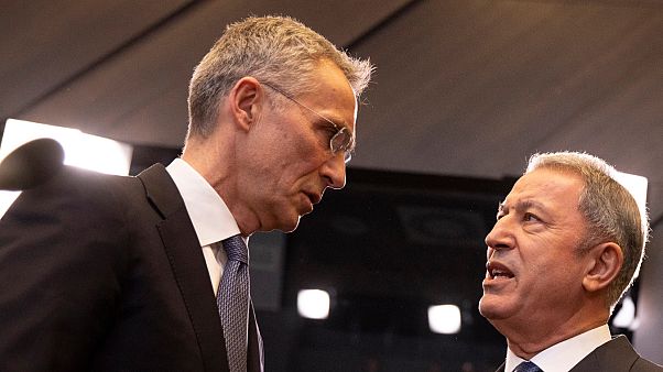 NATO Genel Sekreteri Jens Stoltenberg ve Savunma Bakanı Hulusi Akar NATO Genel Sekreteri Jens Stoltenberg ve Savunma Bakanı Hulusi Akar