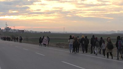 Crise d'Idleb en Syrie : la Turquie menace de laisser des migrants passer la frontière