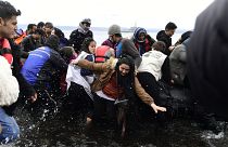 Nem tartóztatja fel többé a menekülteket Törökország