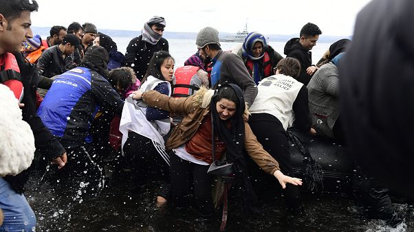 Nem tartóztatja fel többé a menekülteket Törökország Nem tartóztatja fel többé a menekülteket Törökország