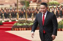 Монгольского президента поместили на карантин из-за коронавируса