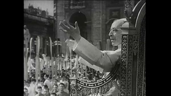 Welche Rolle spielte Pius XII. während der NS-Zeit? Welche Rolle spielte Pius XII. während der NS-Zeit?