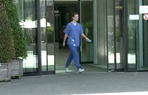 Infizierter Kinderarzt in Hamburg: Tests bei Kontaktpersonen