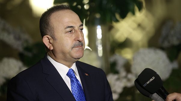 Dışişleri Bakanı Mevlüt Çavuşoğlu, Katar’da basın mensuplarının sorularını yanıtladı. Dışişleri Bakanı Mevlüt Çavuşoğlu, Katar’da basın mensuplarının sorularını yanıtladı.