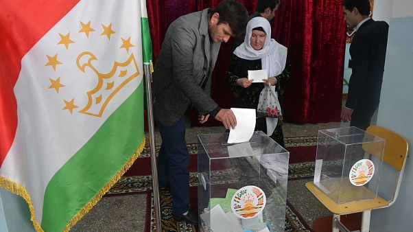 توقع فوز الحزب الحاكم في طاجاكستان في الانتخابات التشريعية توقع فوز الحزب الحاكم في طاجاكستان في الانتخابات التشريعية