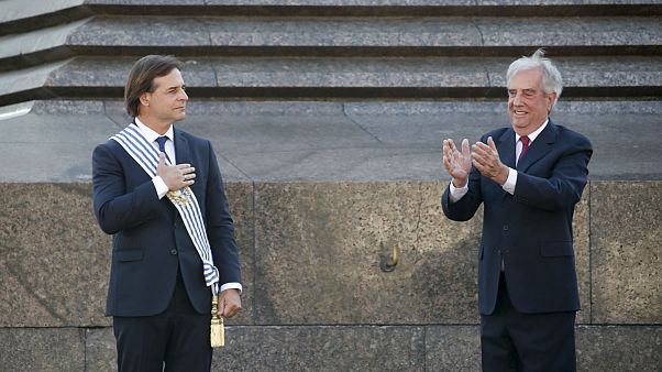 Uruguay'da yeni Devlet Başkanı Luis Lacalle Pou yemin etti Uruguay'da yeni Devlet Başkanı Luis Lacalle Pou yemin etti