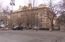 Ουγγαρία: Υποχρεωτική η άμεση μεταφορά χρημάτων