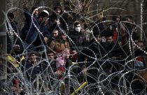 Les tensions à la frontière gréco-turque soulèvent la question des droits fondamentaux des migrants